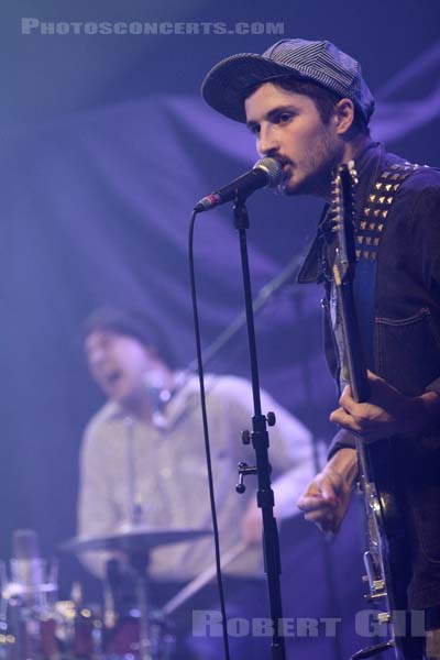 BLACK LIPS - 2009-11-06 - PARIS - La Cigale - Cole Alexander - Joe Bradley